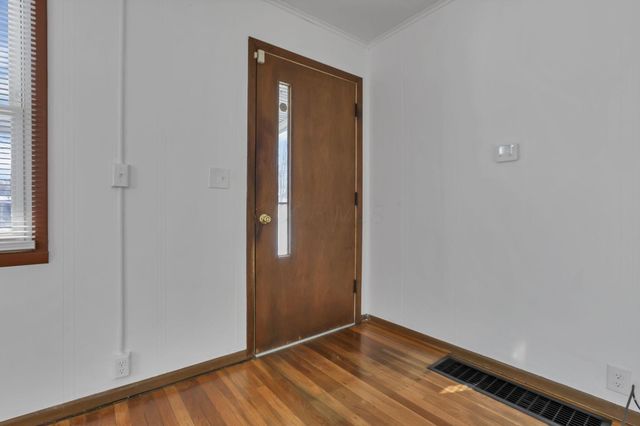 408 Derrer Road, Columbus, OH 43204