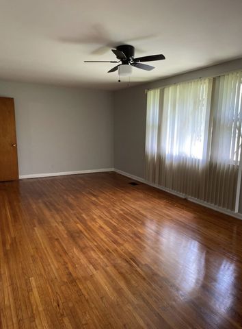 230 Downer Dr, Clarksville, TN 37042
