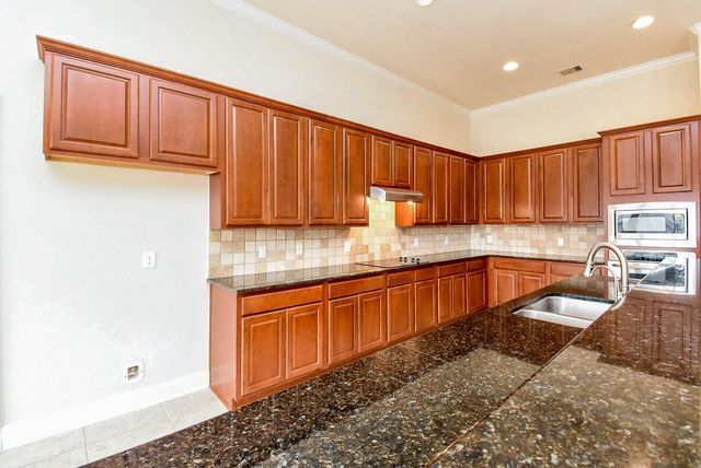 6023 Gatewood Manor Drive, Katy, TX 77494