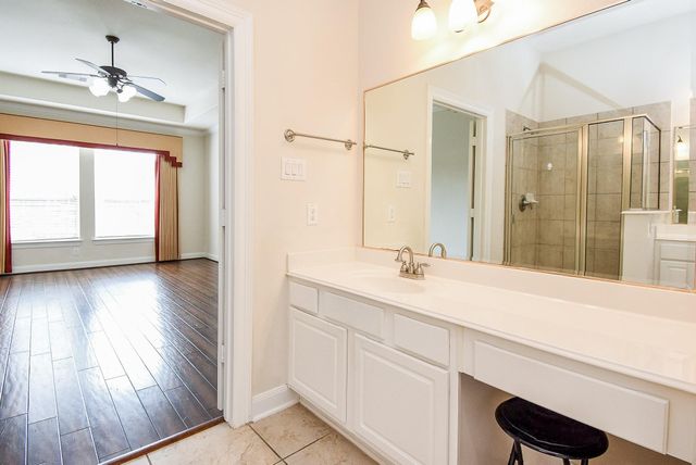 6023 Gatewood Manor Drive, Katy, TX 77494