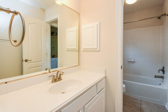 6023 Gatewood Manor Drive, Katy, TX 77494