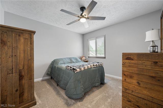 5564 Storrington Oval, Parma, OH 44134
