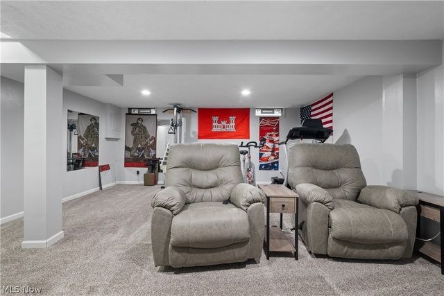 5564 Storrington Oval, Parma, OH 44134