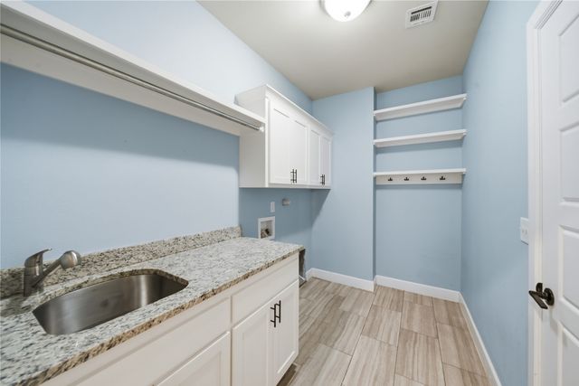222 W 128th Place S, Jenks, OK 74037