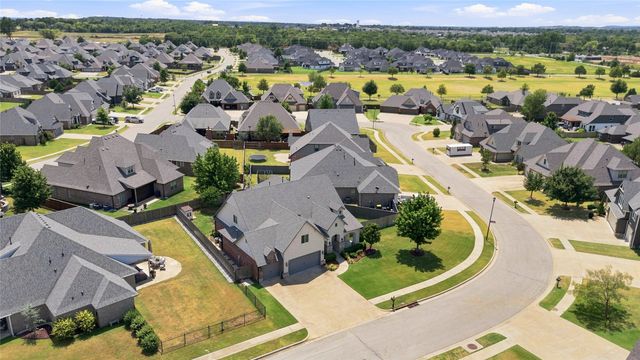 222 W 128th Place S, Jenks, OK 74037