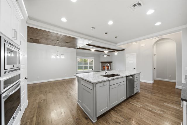 222 W 128th Place S, Jenks, OK 74037