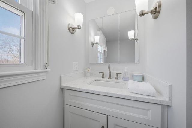 26 Bedard Avenue, Derry, NH 03038