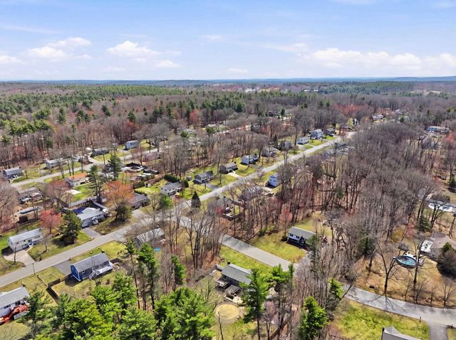 26 Bedard Avenue, Derry, NH 03038