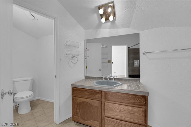 6650 Desperado Street, Las Vegas, NV 89131