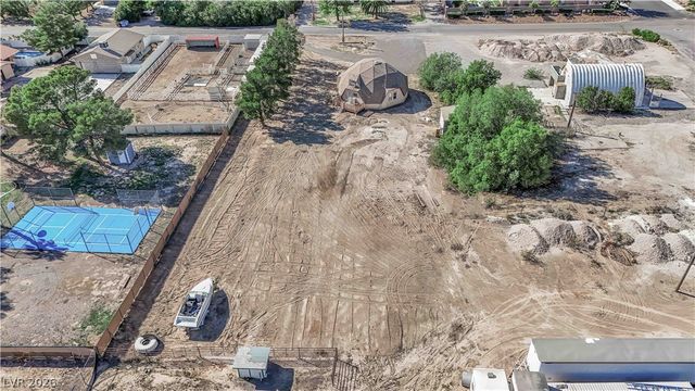 6650 Desperado Street, Las Vegas, NV 89131