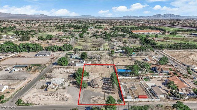 6650 Desperado Street, Las Vegas, NV 89131