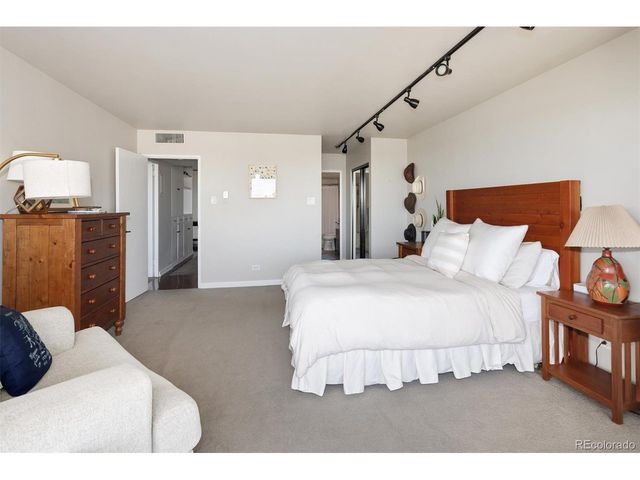 790 N Washington St 1210, Denver, CO 80203