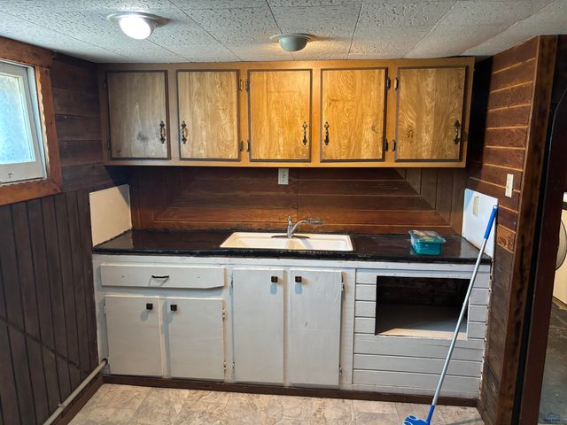 709 FARLOW AVE, Rapid City, SD 57701
