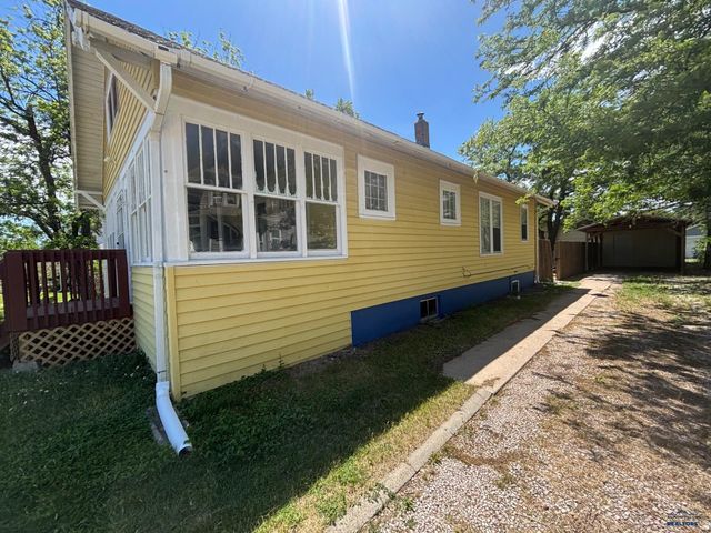 709 FARLOW AVE, Rapid City, SD 57701