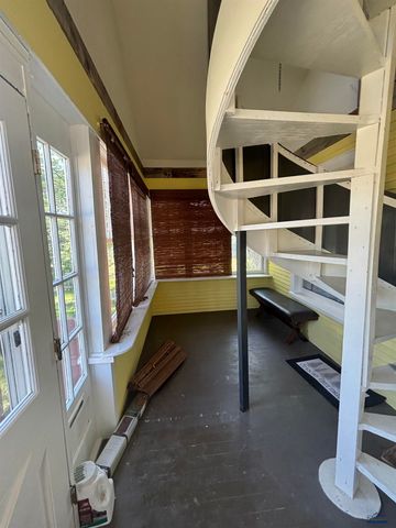709 FARLOW AVE, Rapid City, SD 57701