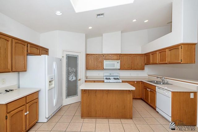 10740 E 35 St, Yuma, AZ 85365