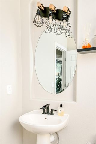 912 Kryptonite Drive, Castle Rock, CO 80108
