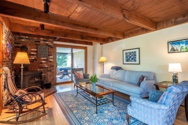 400 Middle St, Amherst, MA 01002
