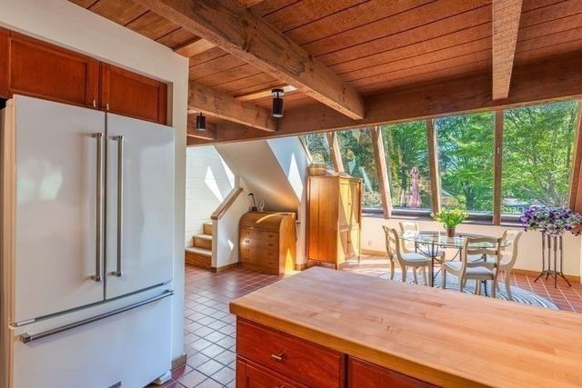 400 Middle St, Amherst, MA 01002