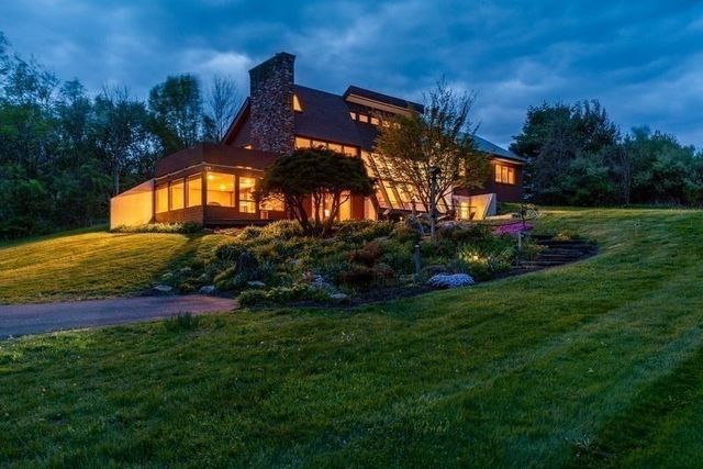 400 Middle St, Amherst, MA 01002