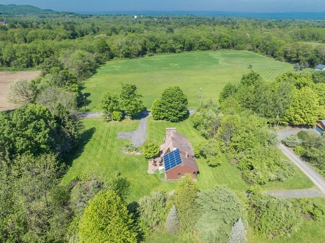 400 Middle St, Amherst, MA 01002