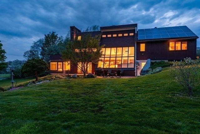 400 Middle St, Amherst, MA 01002
