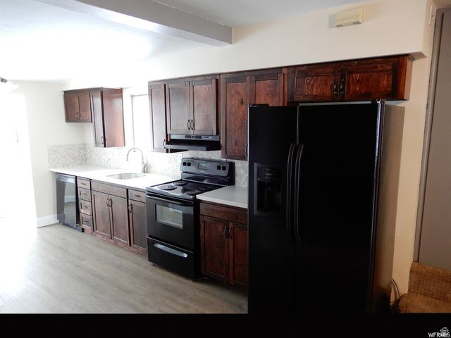 490 S AVERETT AVE, Springville, UT 84663