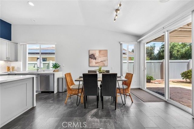 27432 Cobble, Corona, CA 92883