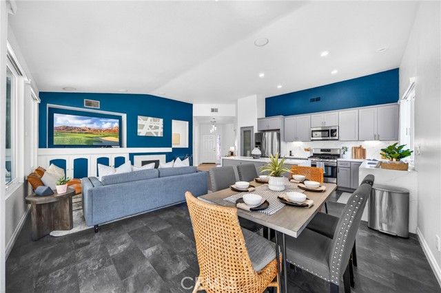 27432 Cobble, Corona, CA 92883