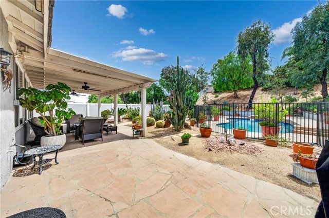 27432 Cobble, Corona, CA 92883
