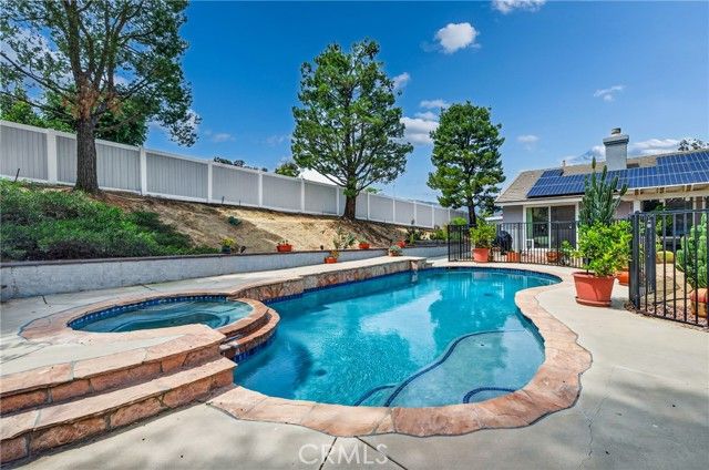 27432 Cobble, Corona, CA 92883