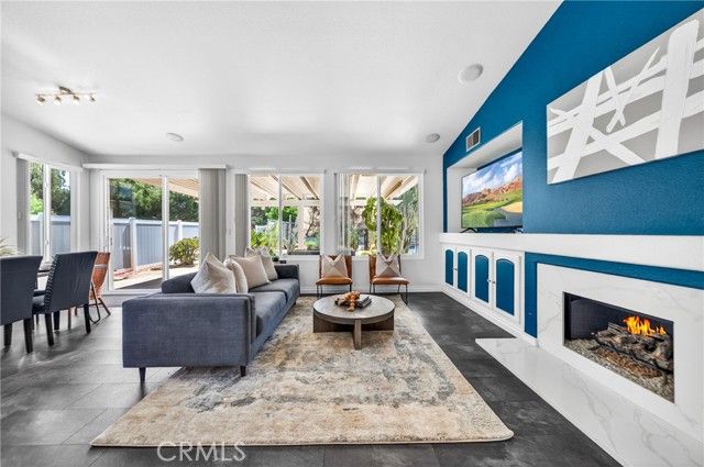 27432 Cobble, Corona, CA 92883