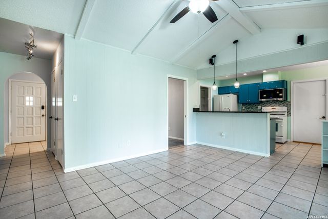 6702 Forest Dell St, San Antonio, TX 78240