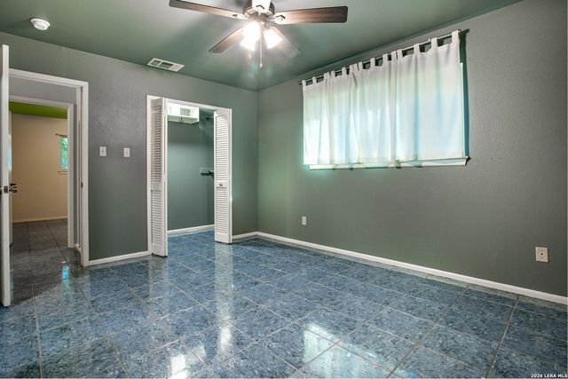 6702 Forest Dell St, San Antonio, TX 78240