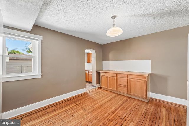 6 SENECA ST, Essington, PA 19029