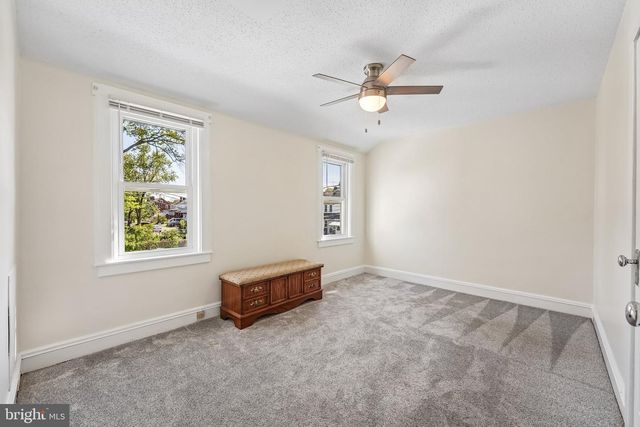6 SENECA ST, Essington, PA 19029