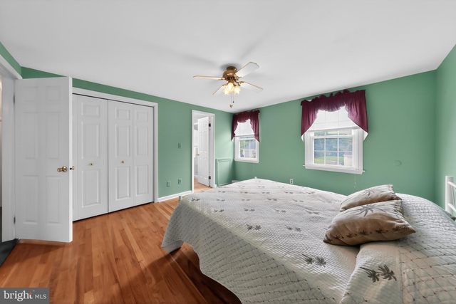 2223 ROSEWOOD DR, Wilmington, DE 19810
