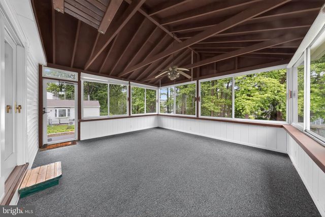2223 ROSEWOOD DR, Wilmington, DE 19810