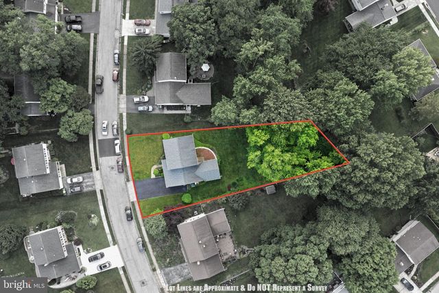 2223 ROSEWOOD DR, Wilmington, DE 19810