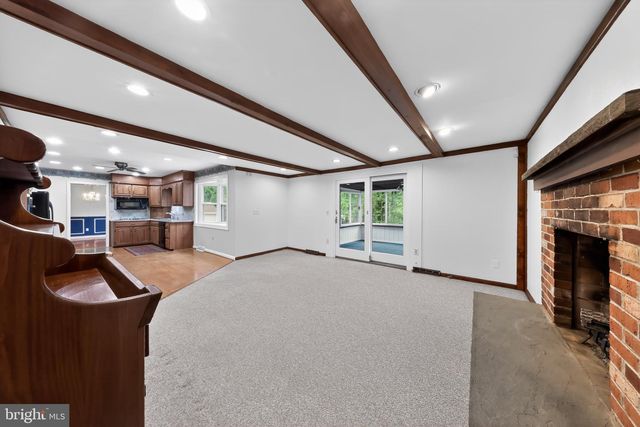 2223 ROSEWOOD DR, Wilmington, DE 19810