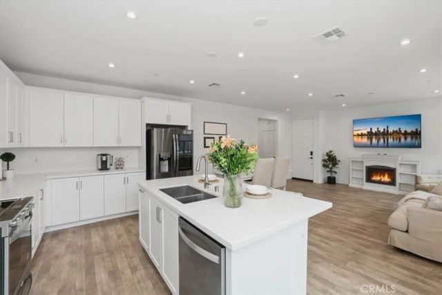 16080 Olivas Lane, Fontana, CA 92336