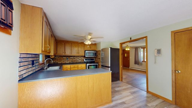 160 Burnham Road, Lowell, MA 01852