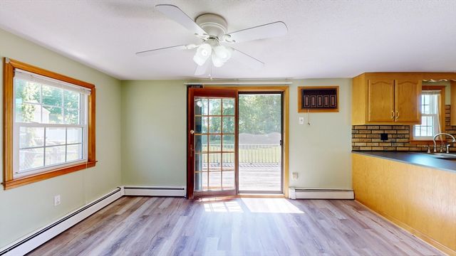 160 Burnham Road, Lowell, MA 01852