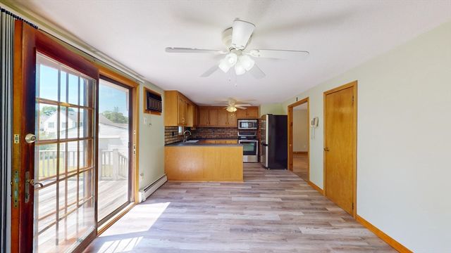 160 Burnham Road, Lowell, MA 01852