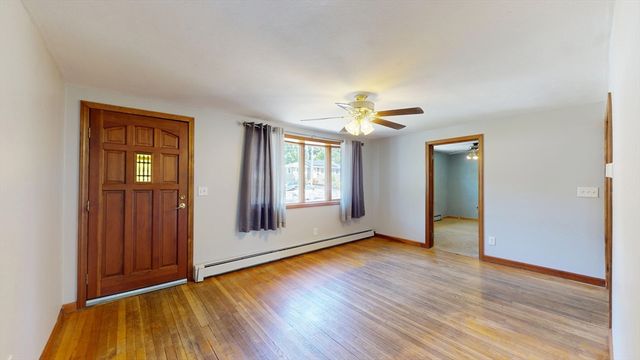 160 Burnham Road, Lowell, MA 01852
