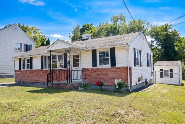 160 Burnham Road, Lowell, MA 01852