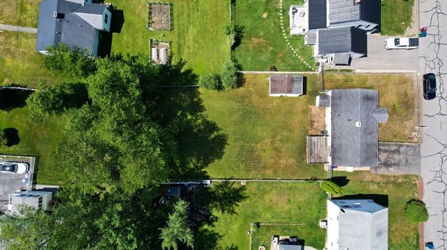 160 Burnham Road, Lowell, MA 01852