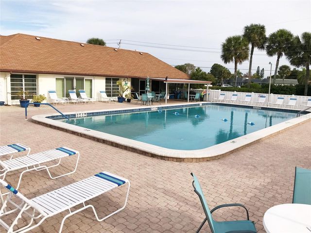 3705 34TH AVE DRIVE W, Bradenton, FL 34205