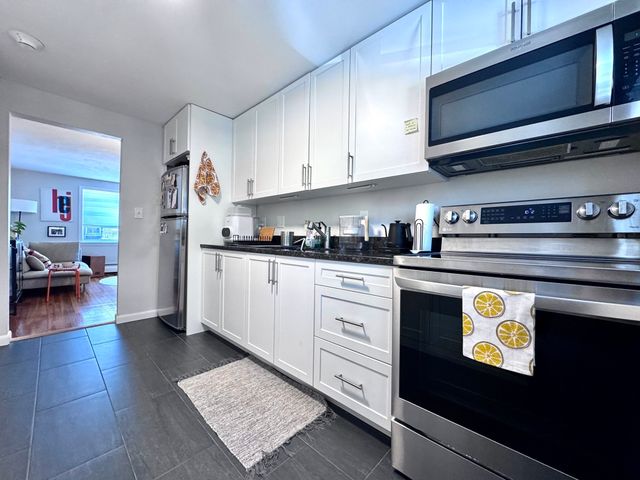 14 Vinal St 1, Boston, MA 02135