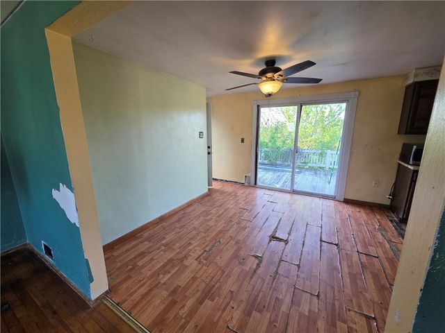 1852 Virginia Via, Canton Twp, PA 15301